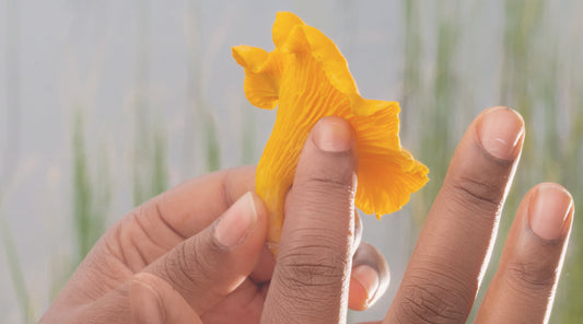 How to Keep Your Independence While Falling for Someone New