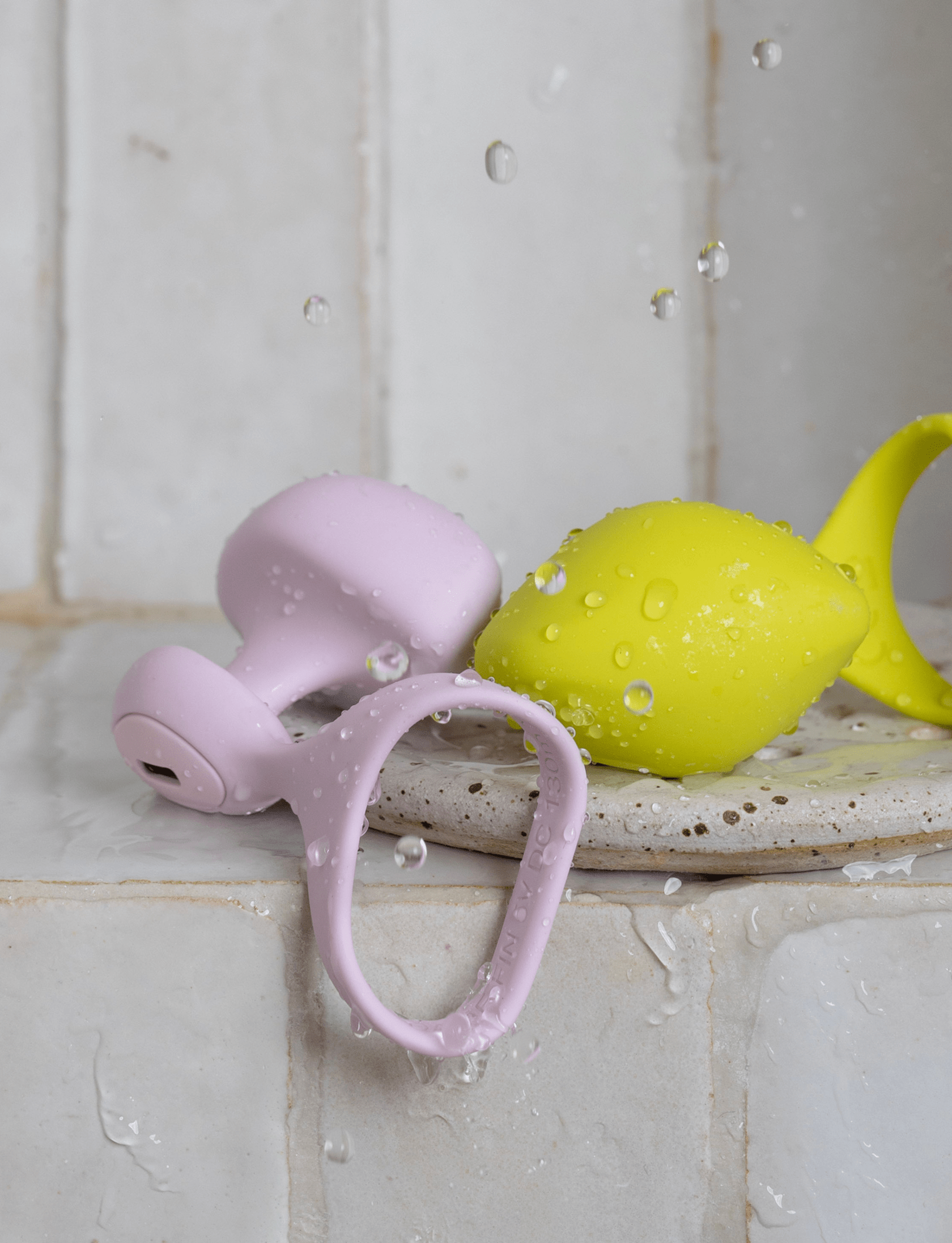 Finger Vibrator Designed to Enhance Touch | Fin by Dame Dame Products Finger Vibrator Designed to Enhance Touch | Fin by Dame Dame Products